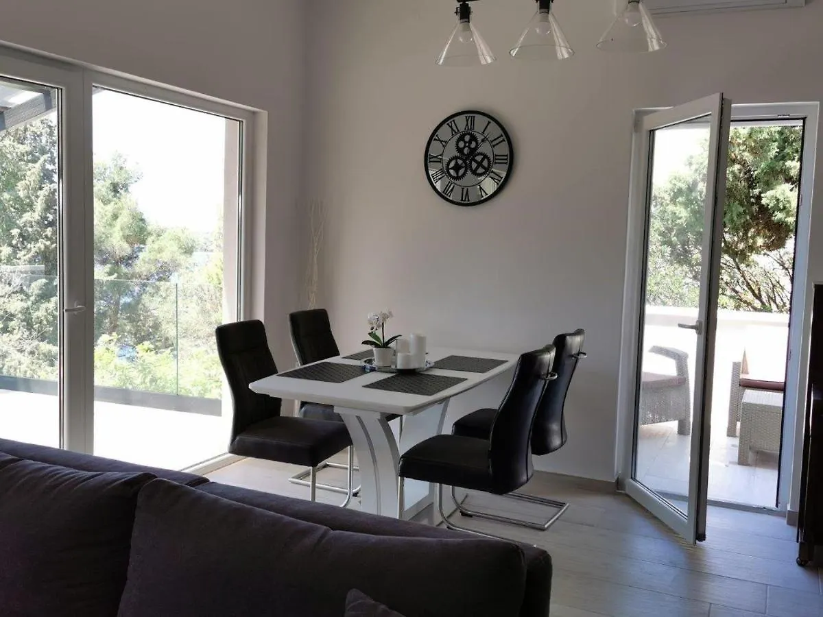 Villa Poljana Mali Lošinj 0*,